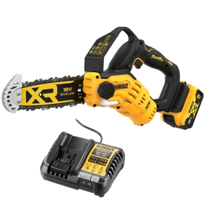 DeWALT DCMPS520P1 cordless chainsaw with 1 battery and charger, 18 V, 5 Ah, 20 cm